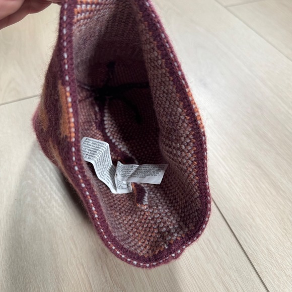 Flower Beanie Knit Hat Burgundy‎ Orange One Size Winter Knitwear Cute - Picture 5 of 7